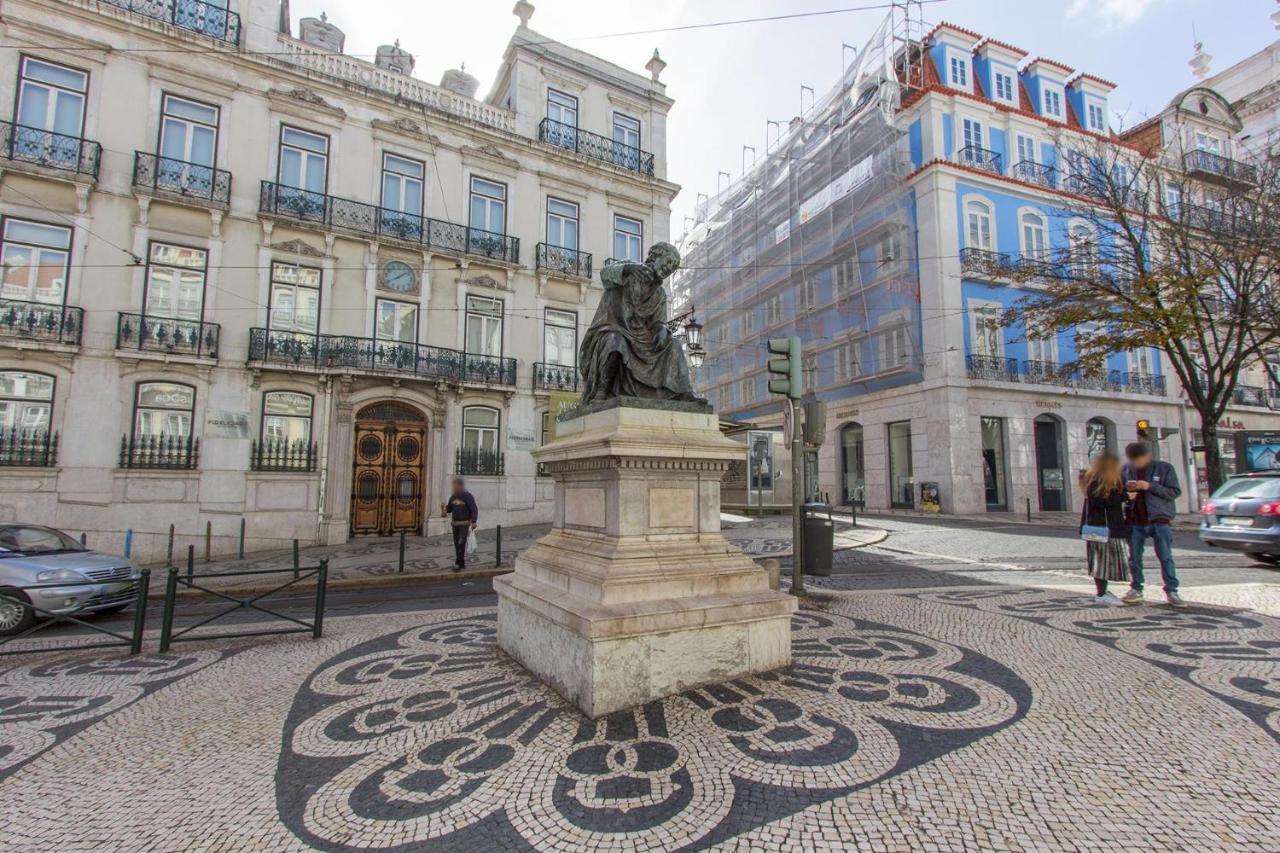 Downtown Chiado By Homing Apartment Lisbon Luaran gambar